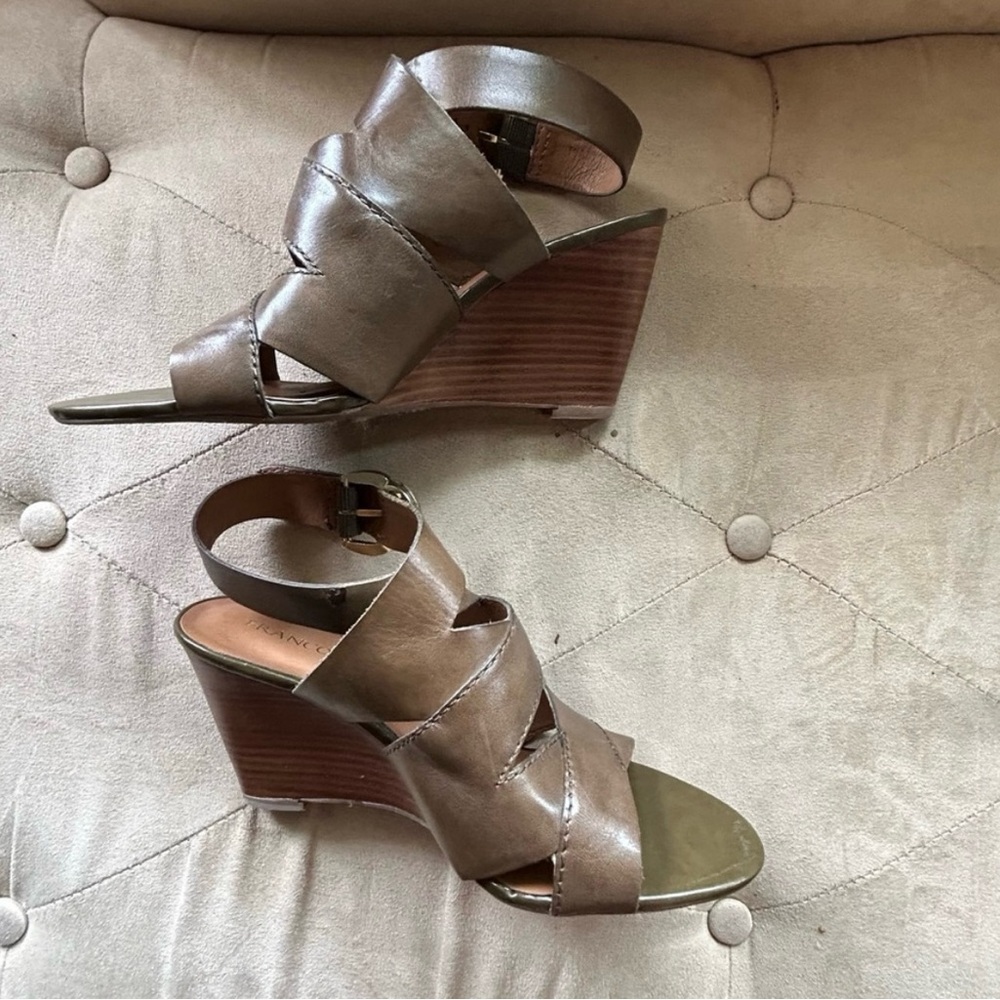 Franco Sarto Women's 7.5 Brown Strappy Leather Wedge Heel Sandals